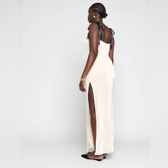 REFORMATION Nya Velvet Dress - Picture 2 of 9